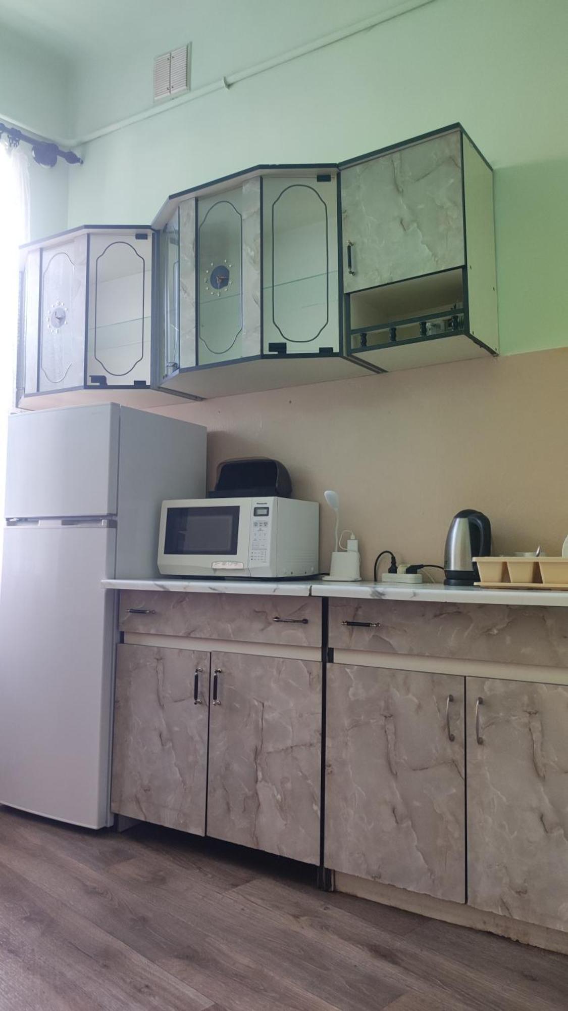 Apartment On Sheptytskyh 27 ลวีฟ ภายนอก รูปภาพ